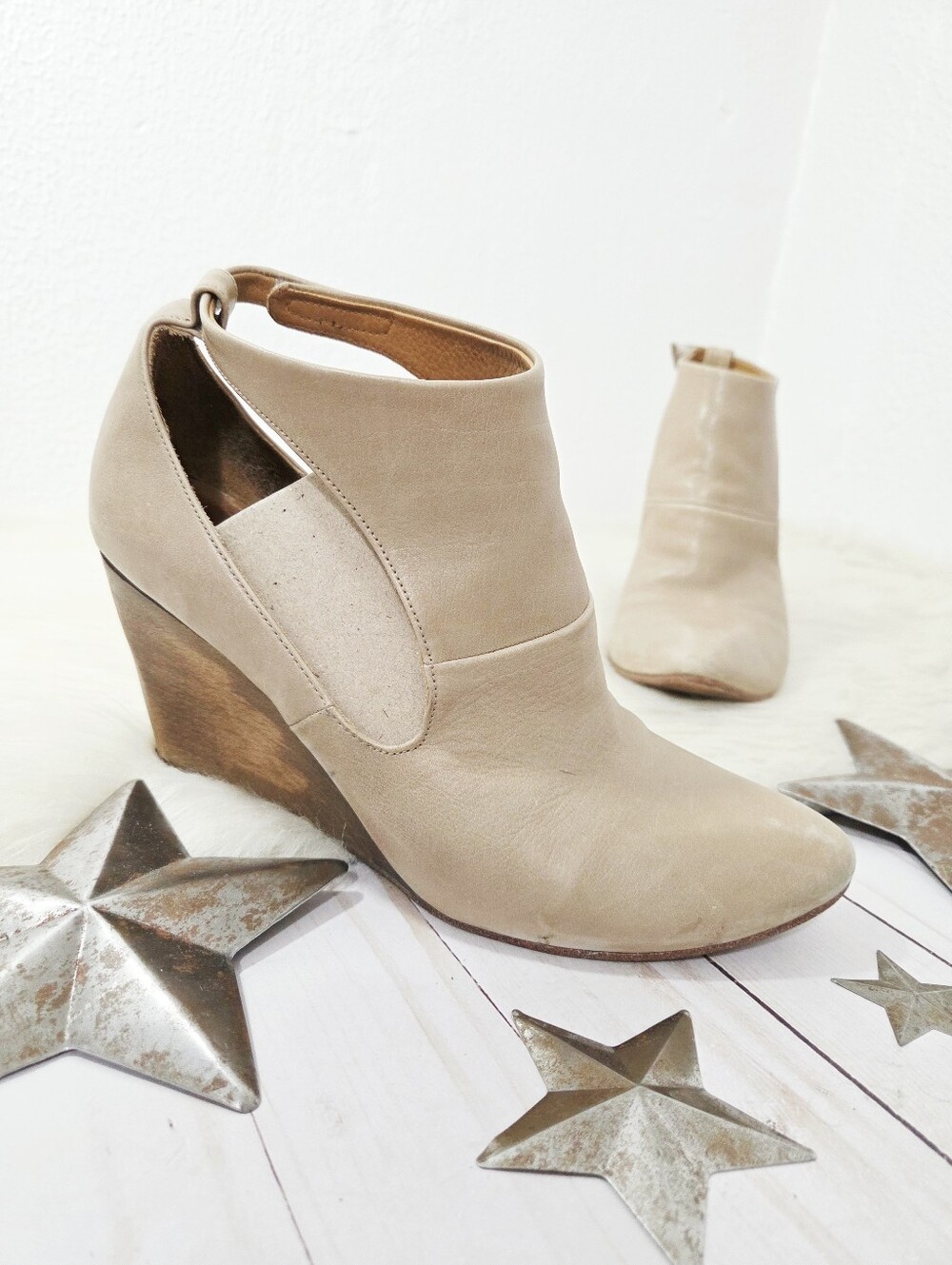 Coclico Jory wedge ankle boots cutout neutral tan leather beige women's 38.5